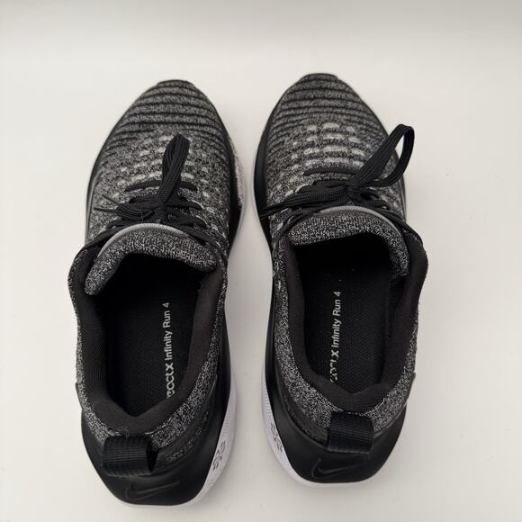 Nike React X Infinity Run 4 Oreo Athletic Sneakers DR2670-003 Womens Size 10 - Picture 8 of 9